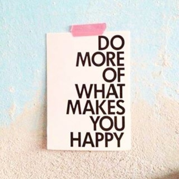 Shiraleah RIO Woven Clutch Straw Pompoms & Tassels-Black - Picture 2 of 2